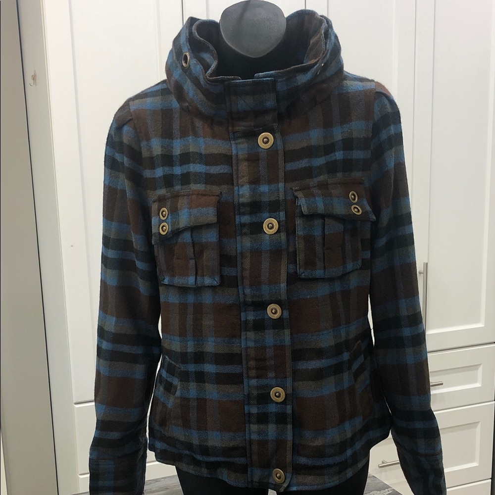 Le Château Blue & Brown Plaid Jacket – Women’s Medium – Hideaway Hoodie